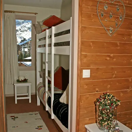 Neva Hotel 4*